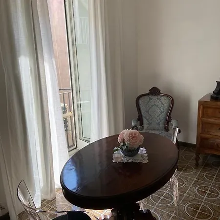 Oda ve Kahvaltı In San Domenico Maggiore 3 4*