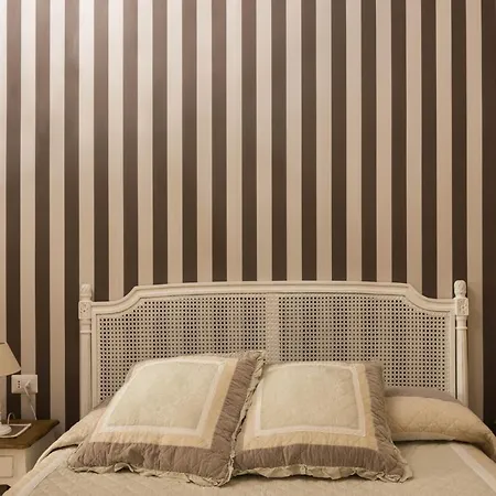 In San Domenico Maggiore 3