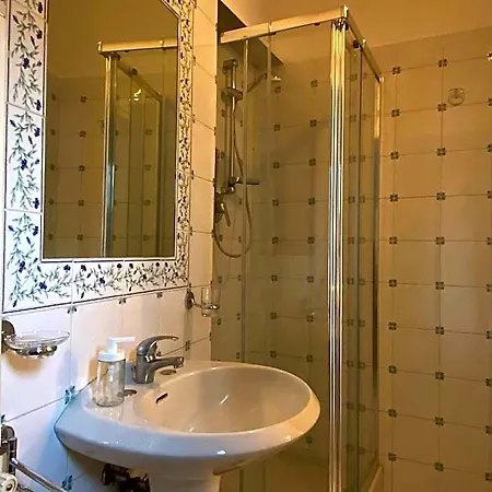 Bed & Breakfast In San Domenico Maggiore 3 4*