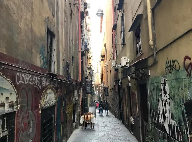 In San Domenico Maggiore 3 3* Nápoles