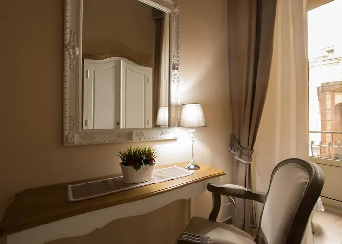 Bed and breakfast In San Domenico Maggiore 3