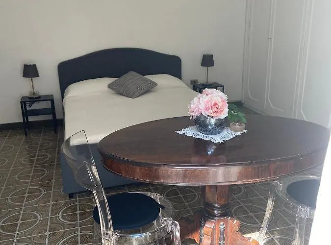 In San Domenico Maggiore 3 Bed and breakfast 3*