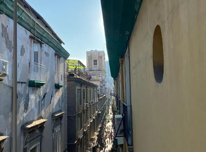 In San Domenico Maggiore 3