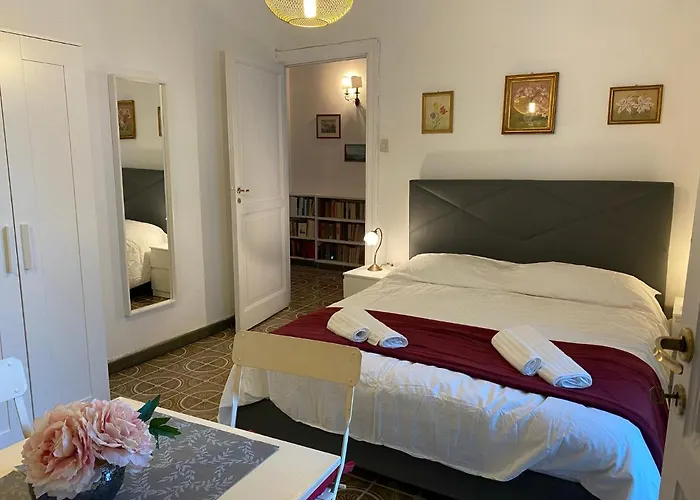 Bed and breakfast In San Domenico Maggiore 3 3*