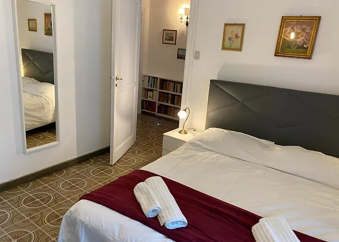 In San Domenico Maggiore 3 Nápoles